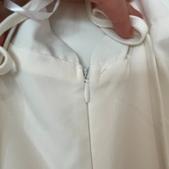 Lulu's Play on Curves Ivory Backless Dress NWT - Picture 5 of 14